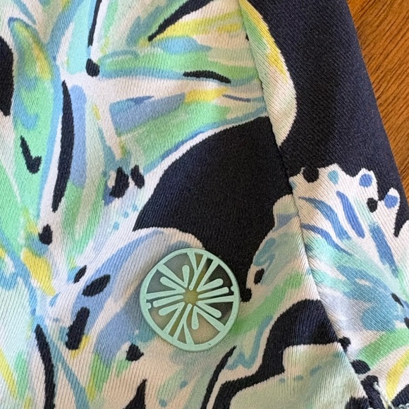 Lilly Pulitzer - High Tide Navy Scuba Doo, Athletic Skirt, USED. - Picture 13 of 13
